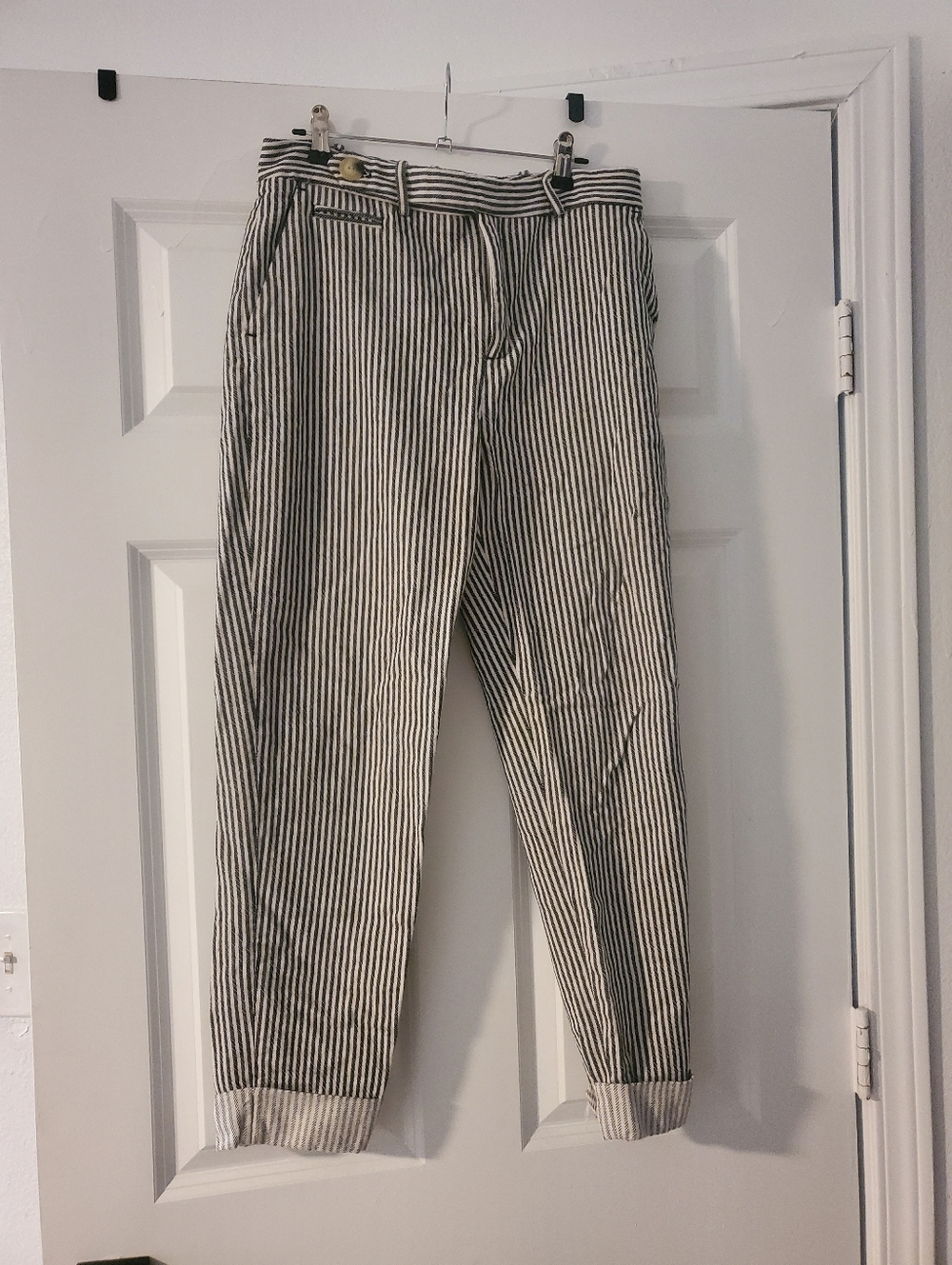 Zara Black & White Vertical Striped Cuffed Pants